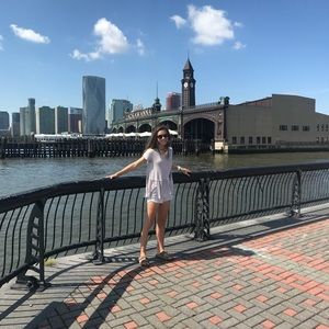 Meet your Posher, Catherine